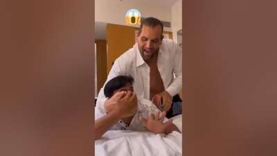 Great Khali Beating Puneet Superstar Meme Download